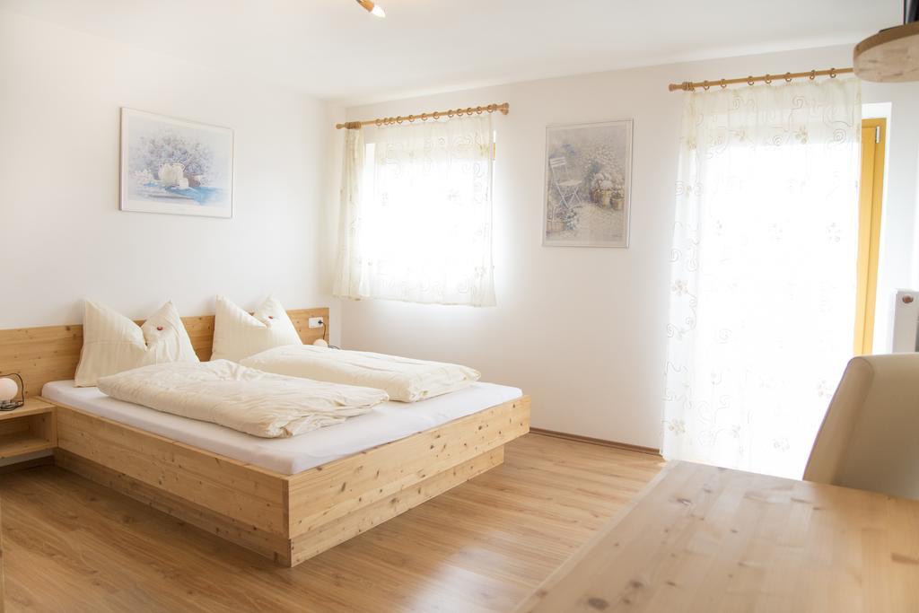 Unterer Obereggerhof Hotel San Leonardo in Passiria Eksteriør billede